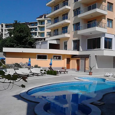 Golden House Apartments Golden Sands Room photo