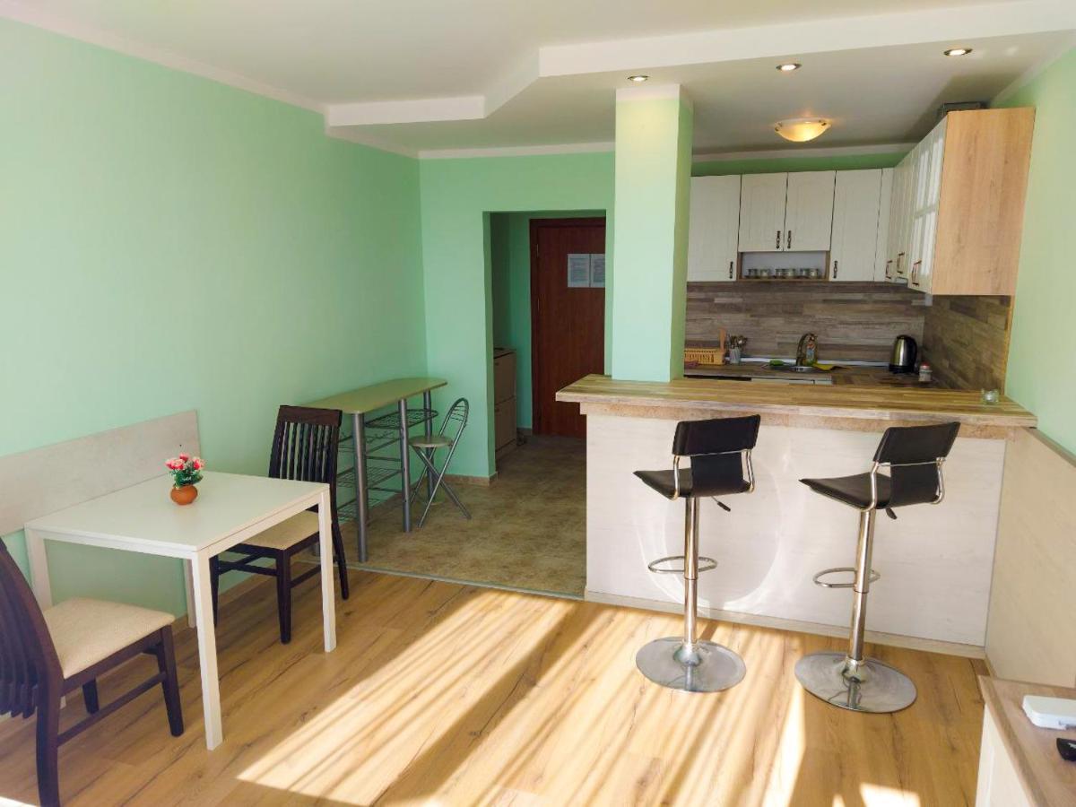 Golden House * Золоті Піски
