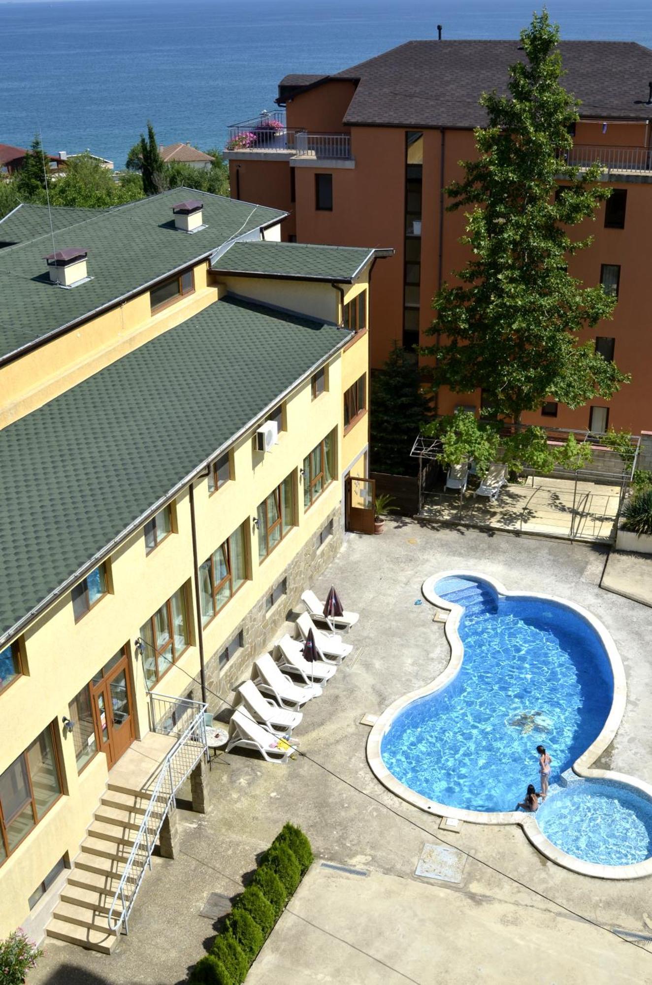 Golden House Апартаменти